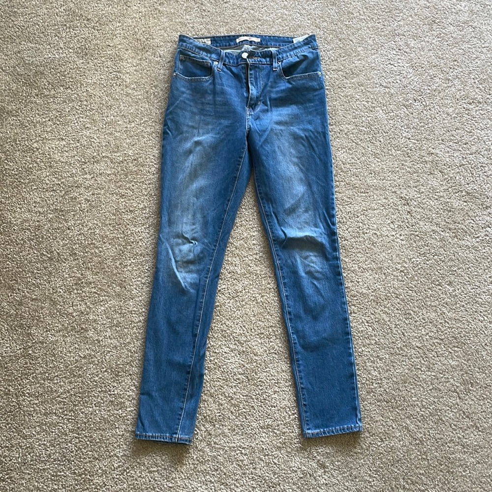 Levi blue jeans size 30